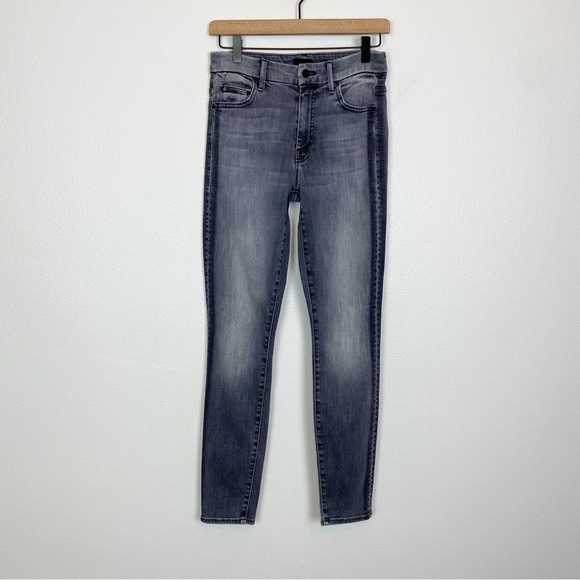 Mother The High Waisted Looker Jeans in Miss Moody Two Shoes Racer Charcoal - Picture 4 of 9